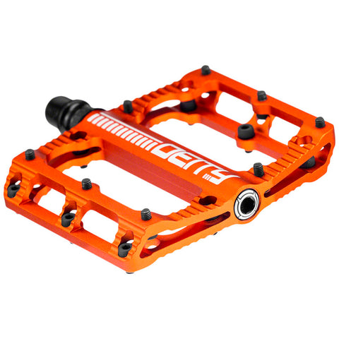 deity black kat pedals Deity Black Kat Aluminum Pedals – ORIOL BIKE SHOP