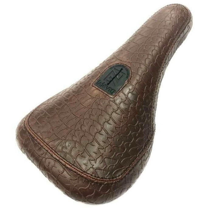 Stranger Zefaria Slim Pivotal Seat